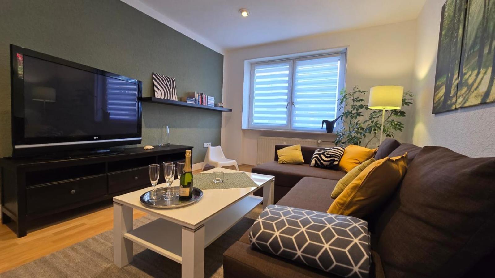 Wohnung Medicus, 3 Zkb, Balkon, Garten, Naehe Stadtpark, Ruhig Кайзерслаутерн Екстериор снимка