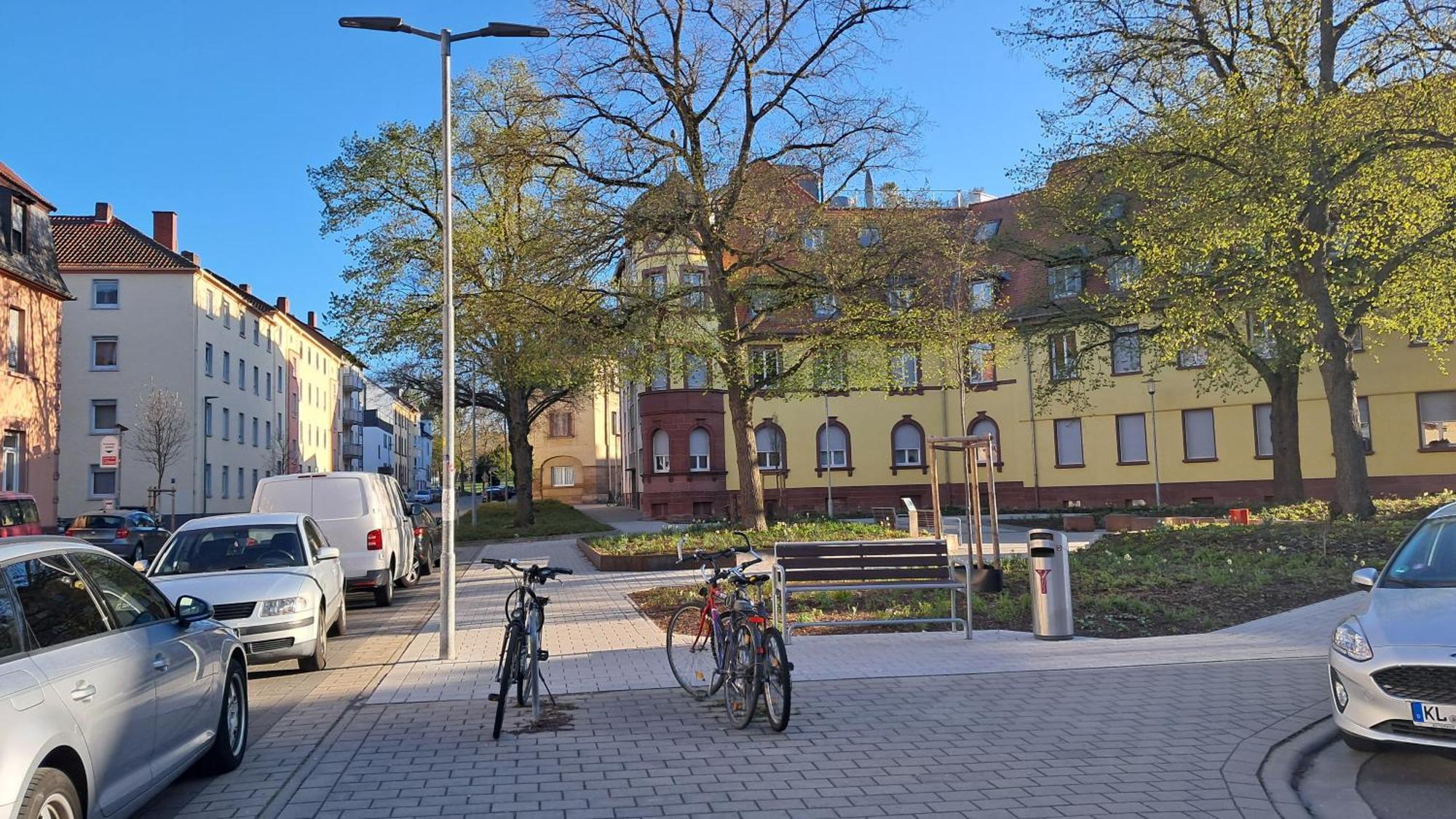 Wohnung Medicus, 3 Zkb, Balkon, Garten, Naehe Stadtpark, Ruhig Кайзерслаутерн Екстериор снимка